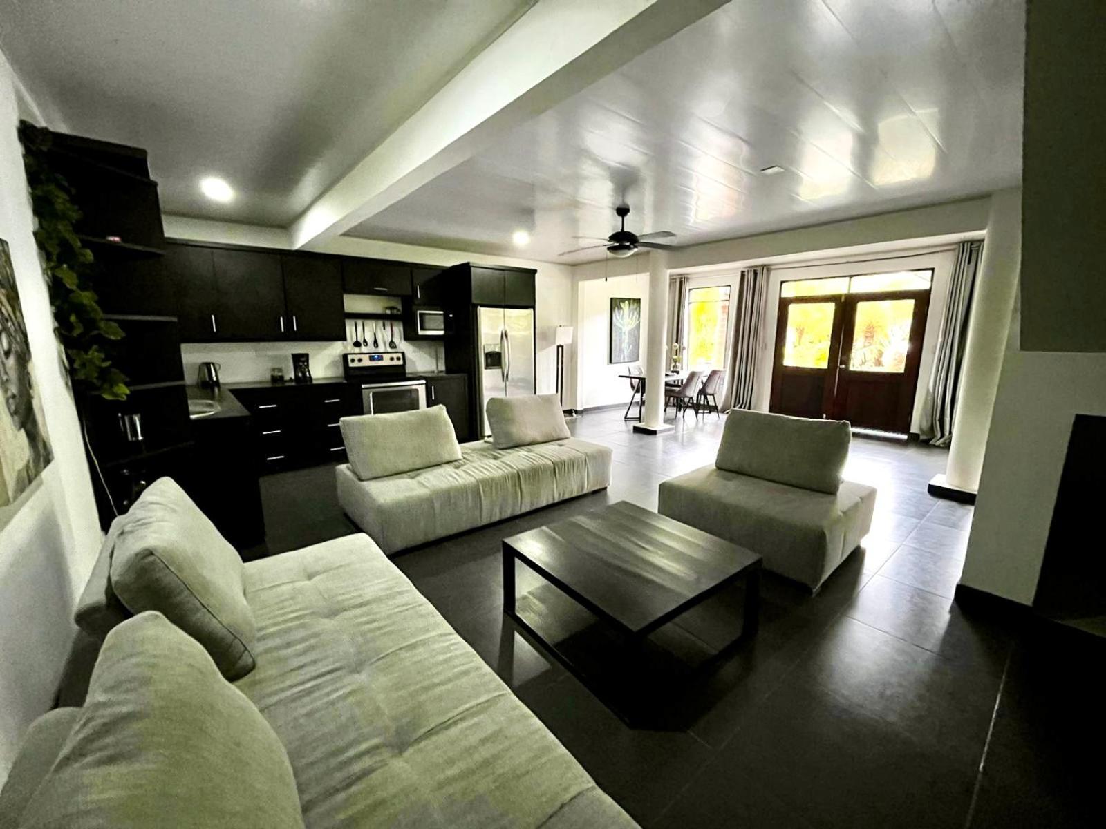 Good Life Lodge Samara Luaran gambar