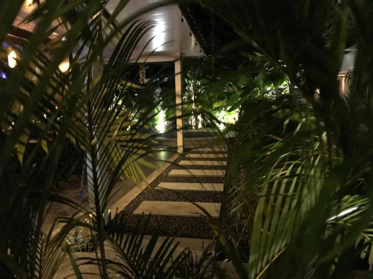 Good Life Lodge Samara Luaran gambar